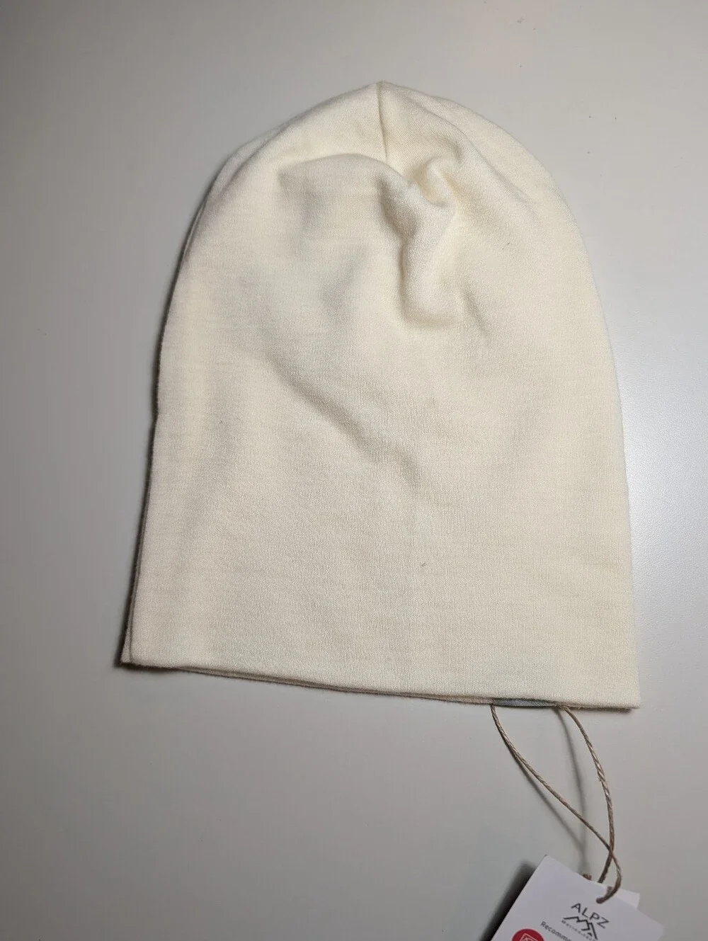Alpz Merino Tech L/XL Cream Knit Beanie NWT